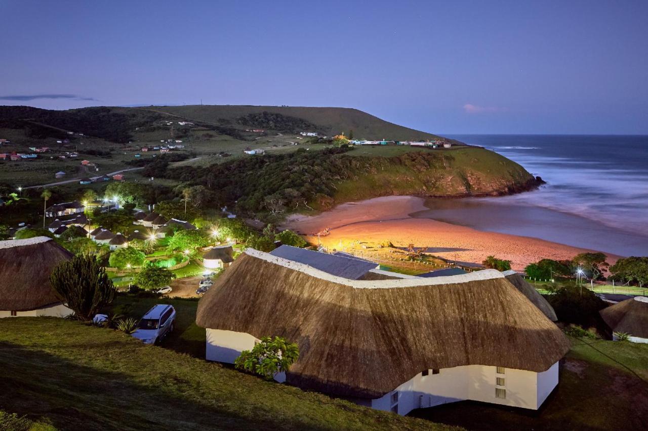 First Group Hole In The Wall Backpackers Coffee Bay Exteriér fotografie